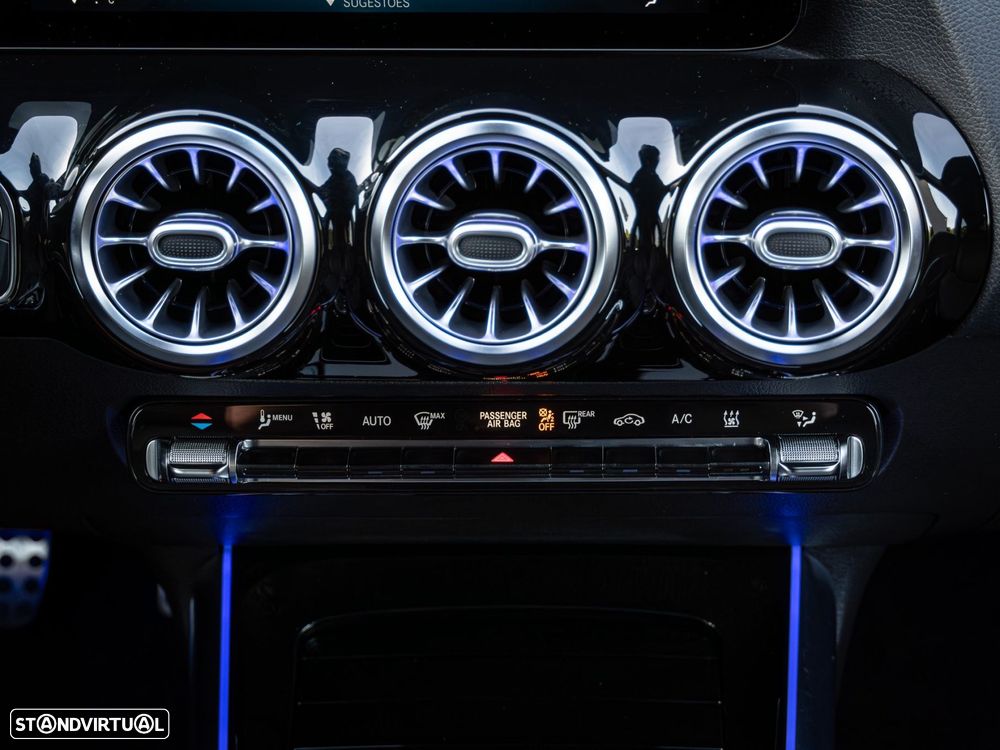 Mercedes-Benz GLA 250 e AMG Line - 19