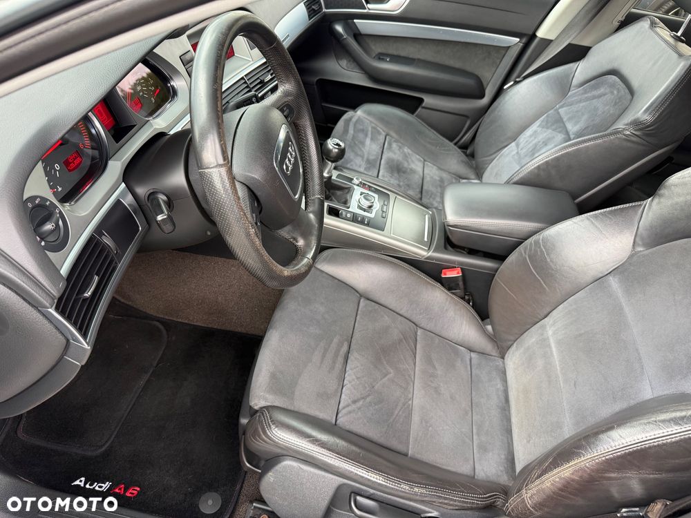 Audi A6 Allroad - 25