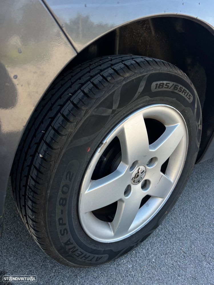 Peugeot 207 SW 1.4 VTi Sportium - 22