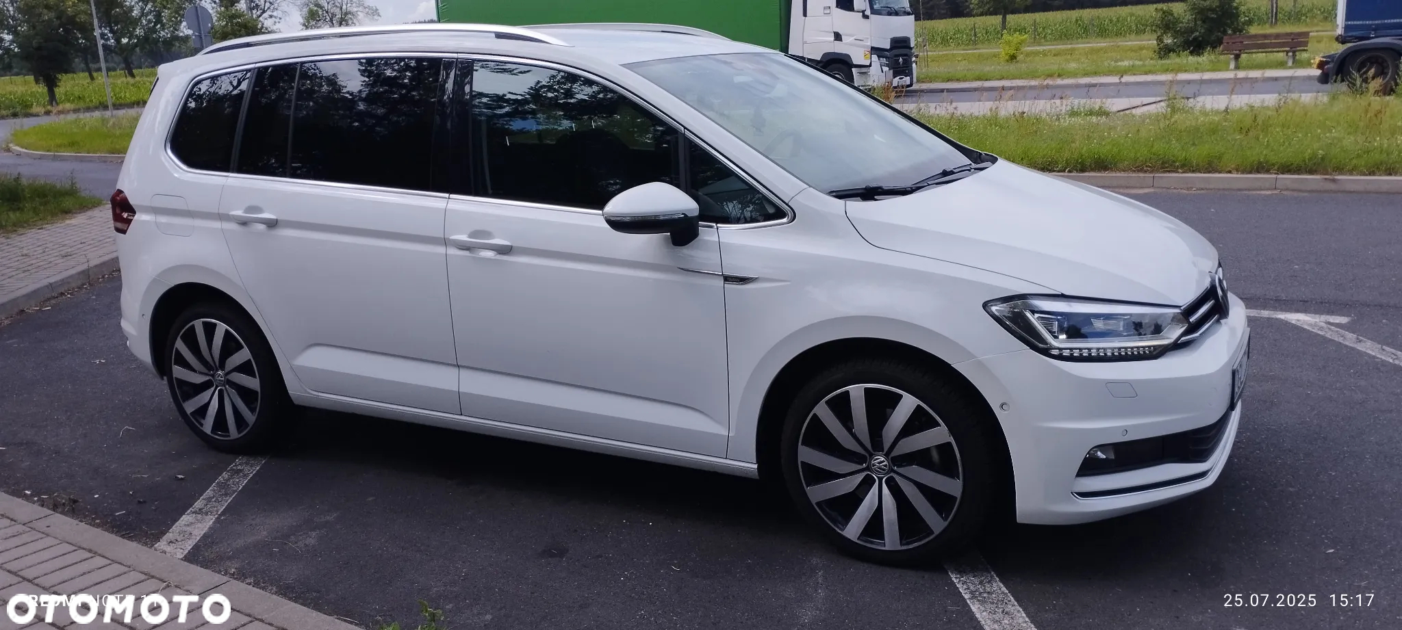 Volkswagen Touran - 9