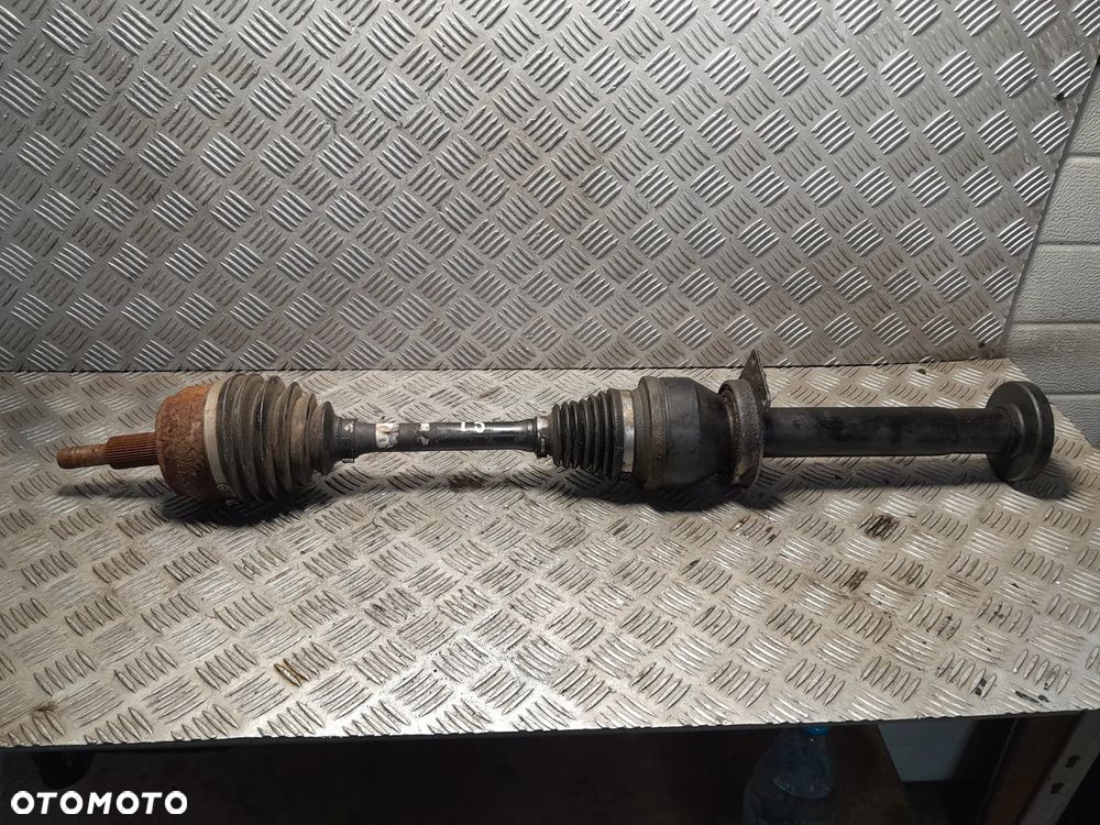 VOLKSWAGEN TRANSPORTER T5 PÓŁOŚ PRAWY PRZÓD 2.5 TDI 7H0407272BL - 1