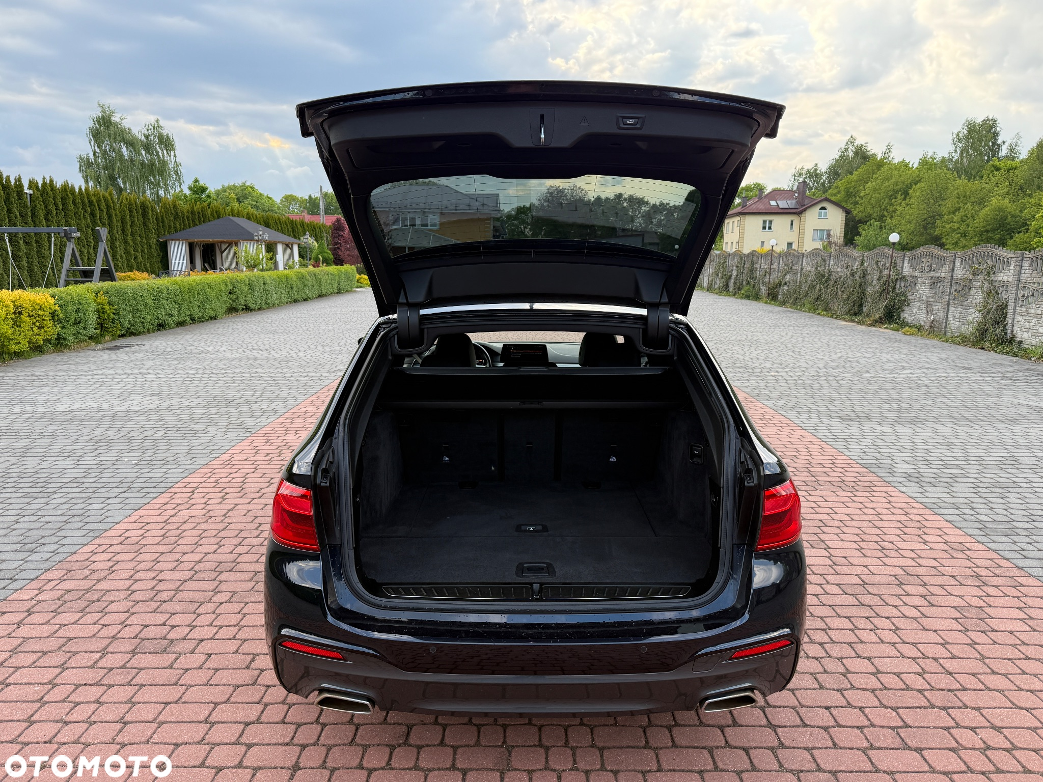 BMW Seria 5 520d Touring M Sport Edition - 18