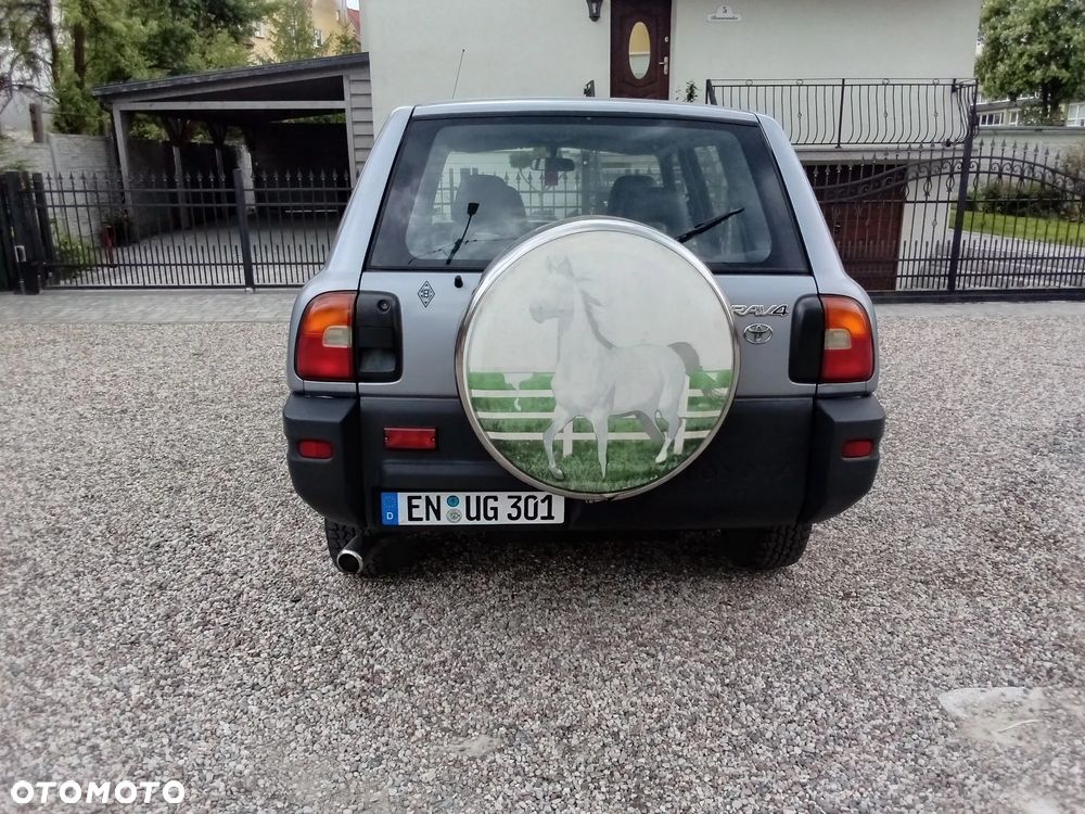 Toyota RAV4 2.0 Fun - 7