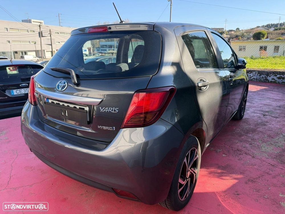 Toyota Yaris 1.5 HSD Comfort - 6