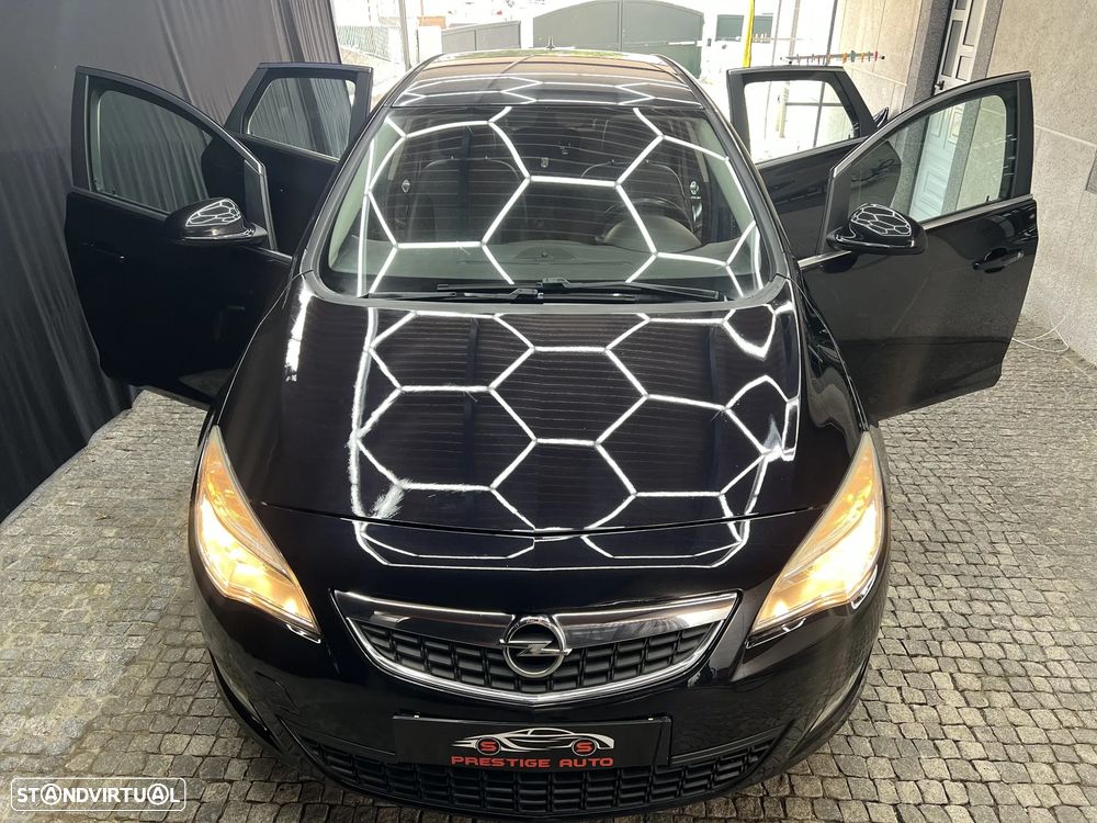 Opel Astra 1.7 CDTI Cosmo ecoFLEX - 11