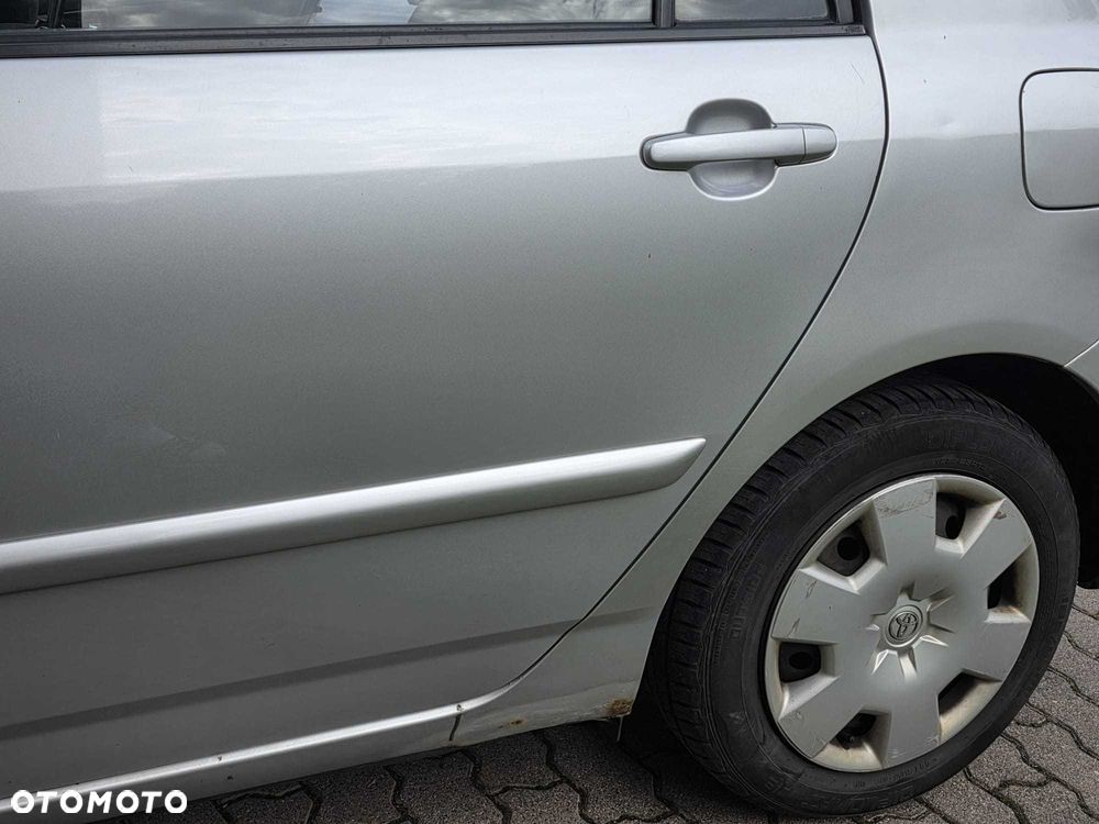 Toyota Corolla - 7