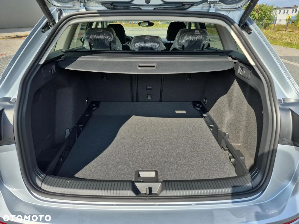 Volkswagen Golf 2.0 TDI Life Plus - 17