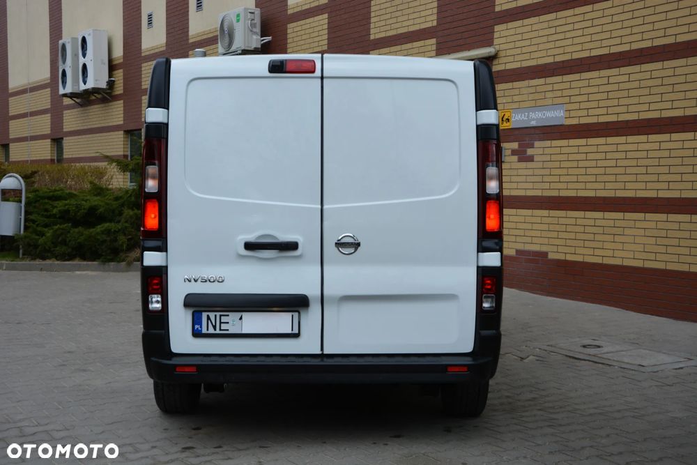 Nissan NV300 - 19