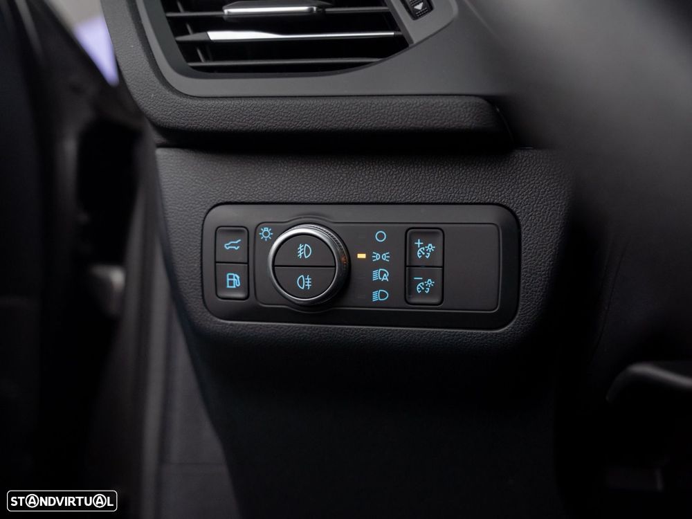 Ford Kuga 2.5 PHEV ST-Line X - 22