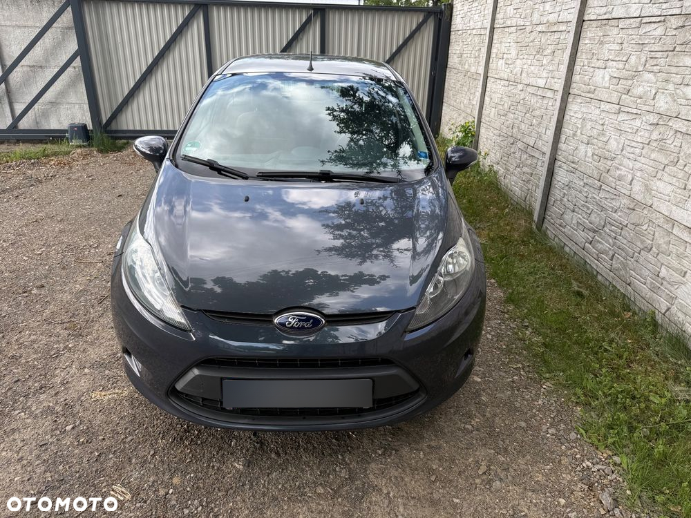 Ford Fiesta 1.25 Trend - 11