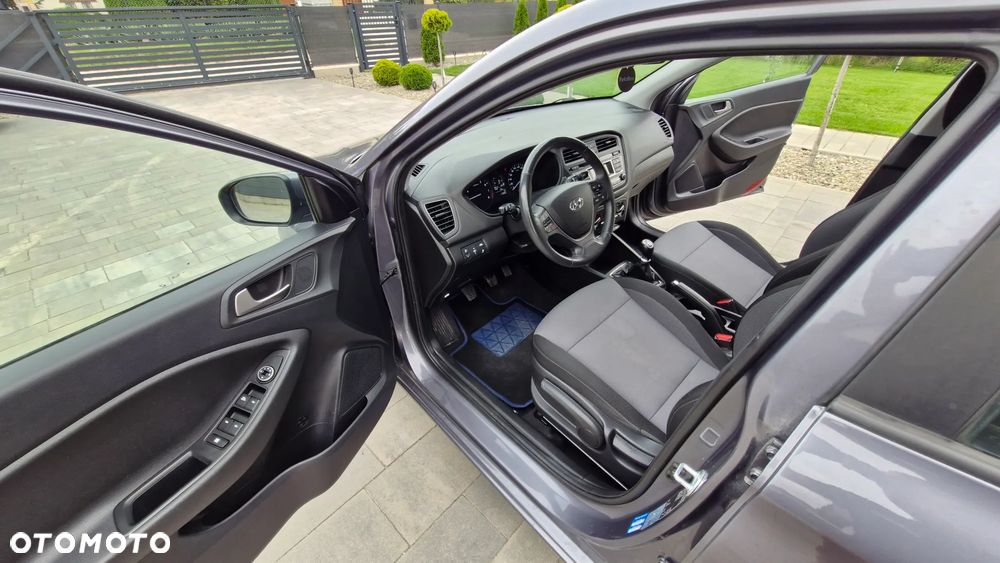 Hyundai i20 1.2 Trend - 9