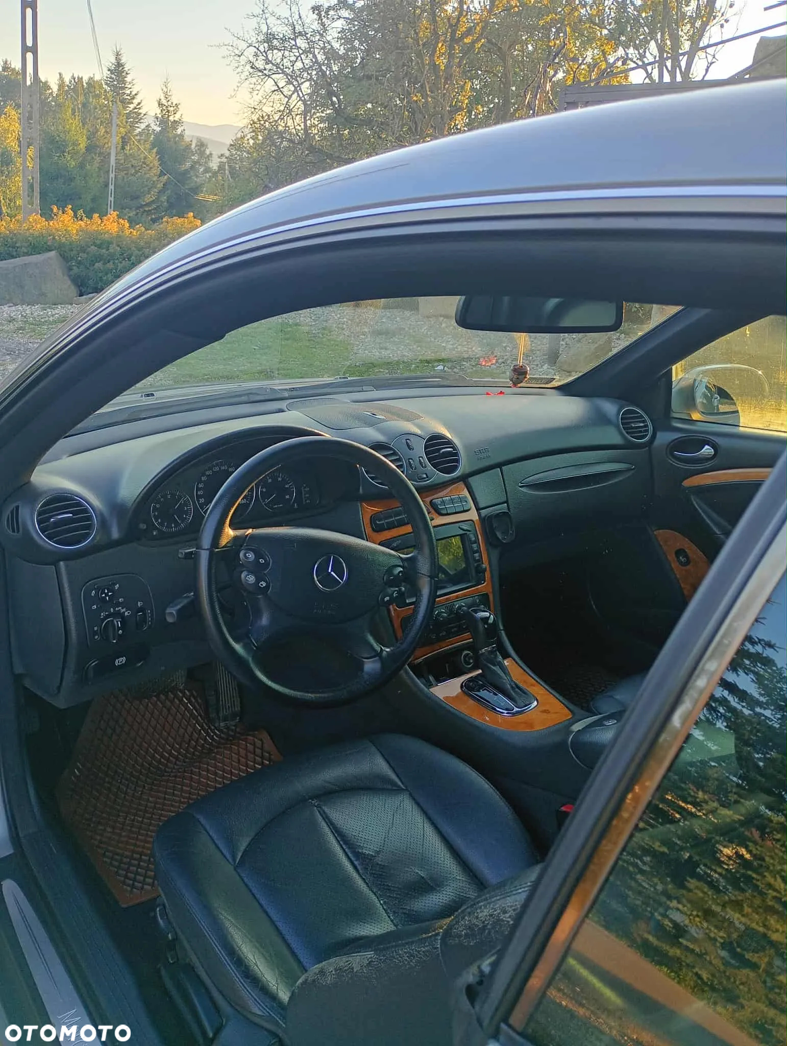 Mercedes-Benz CLK - 15