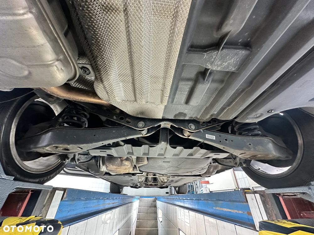 Volkswagen Passat 1.8 TSI DSG Highline - 39