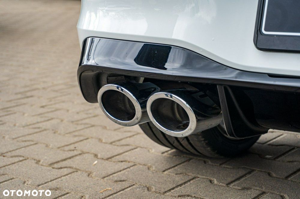 Volkswagen Golf - 16