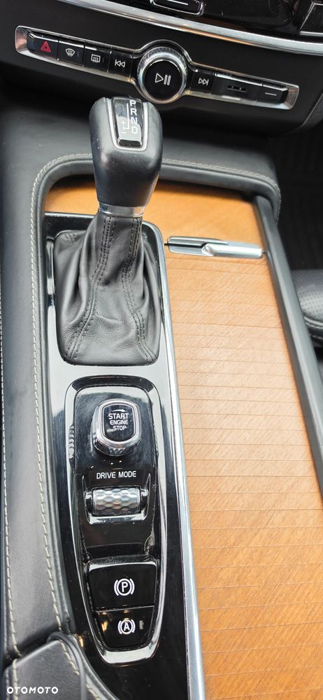 Volvo V90 D5 AWD Inscription - 14