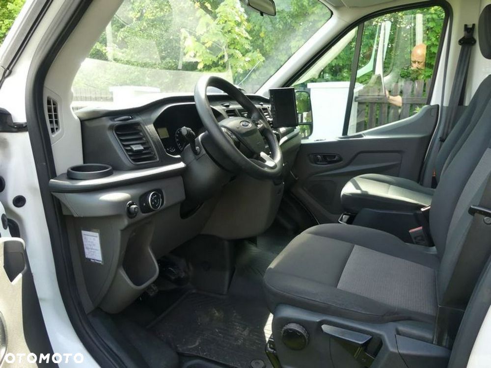 Ford Transit - 4