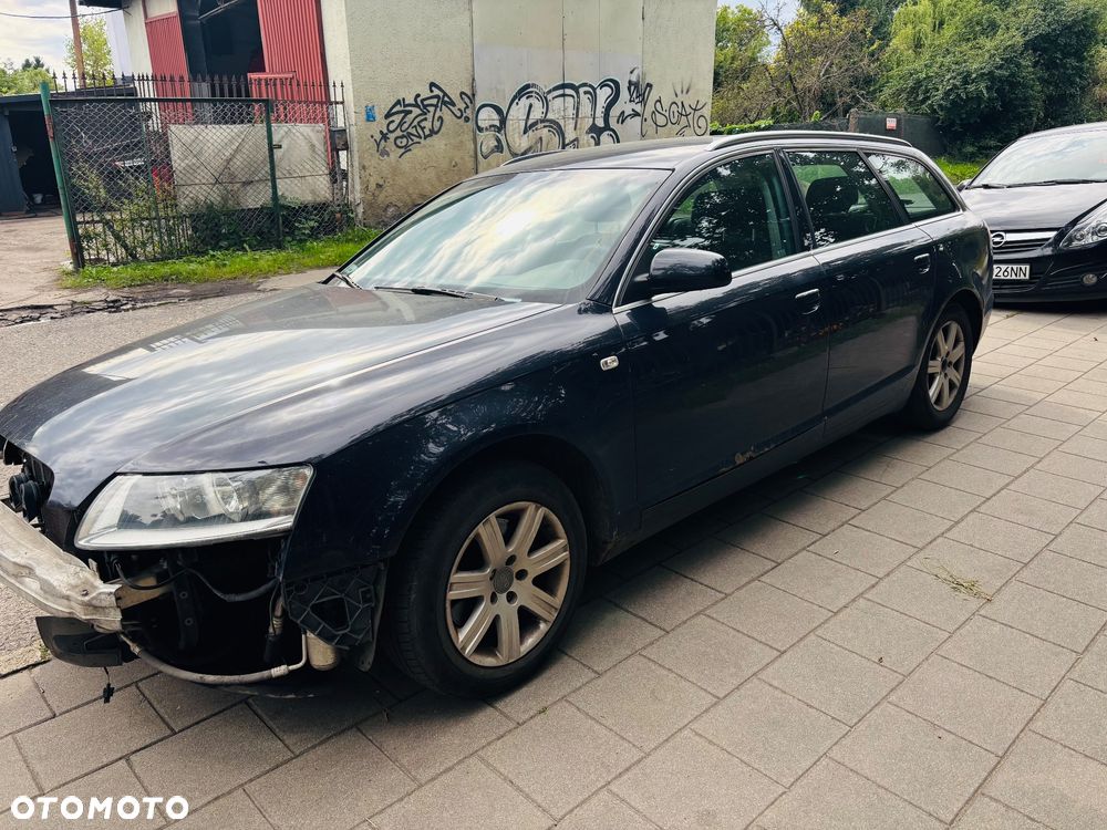 Audi A6 Avant 2.4 - 2