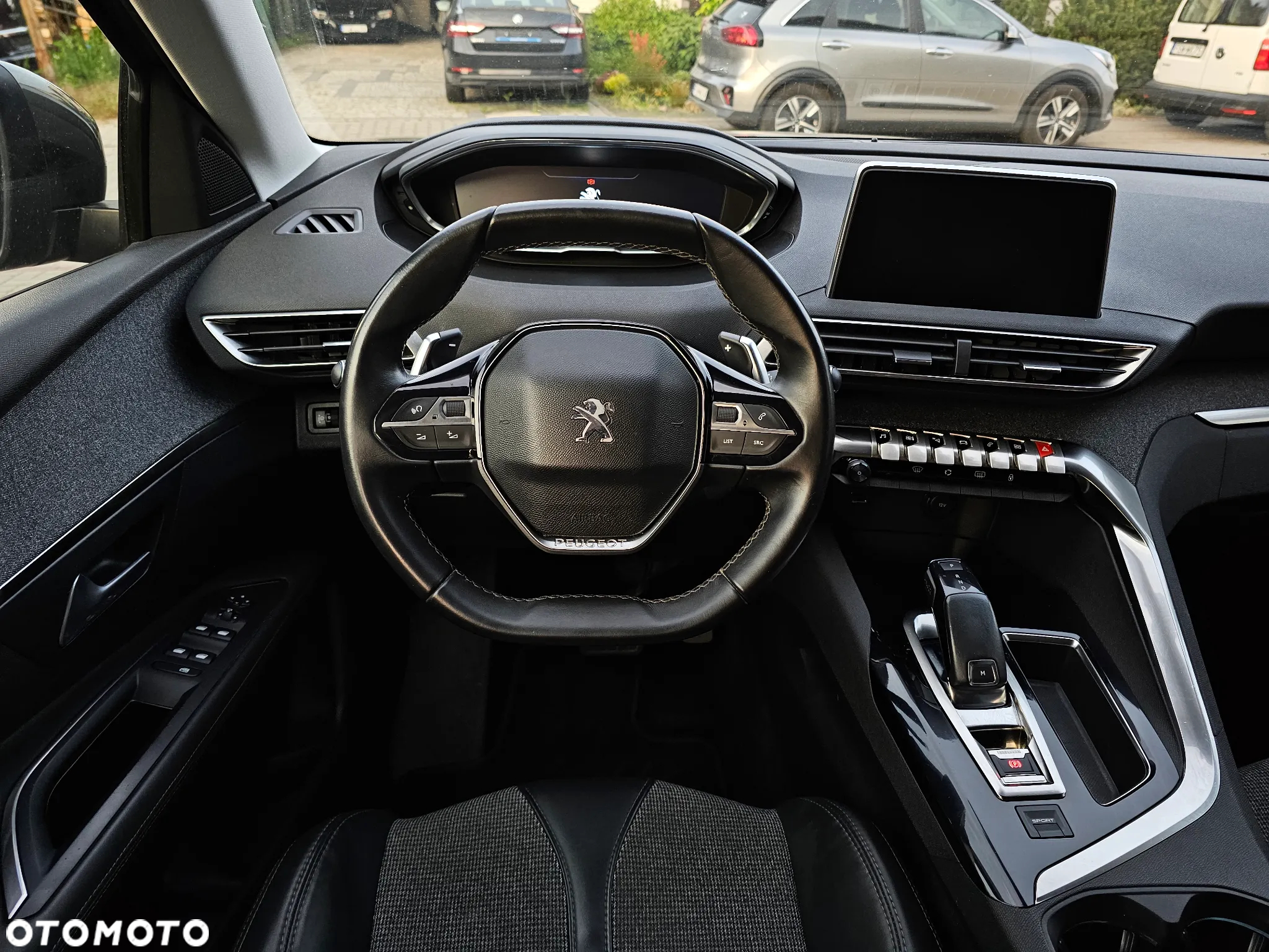 Peugeot 3008 1.2 PureTech GPF Allure S&S EAT8 - 13