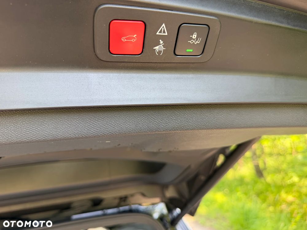 Peugeot 5008 2.0 BlueHDi GT S&S EAT8 - 33