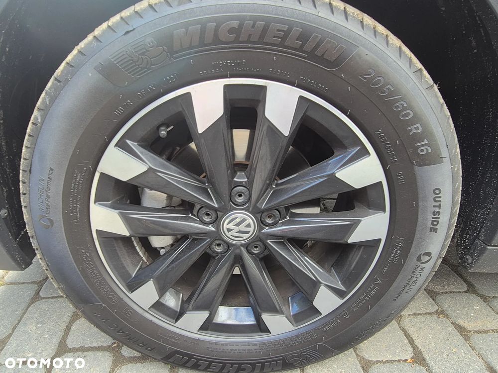 Volkswagen T-Cross 1.6 TDI SCR Life - 18