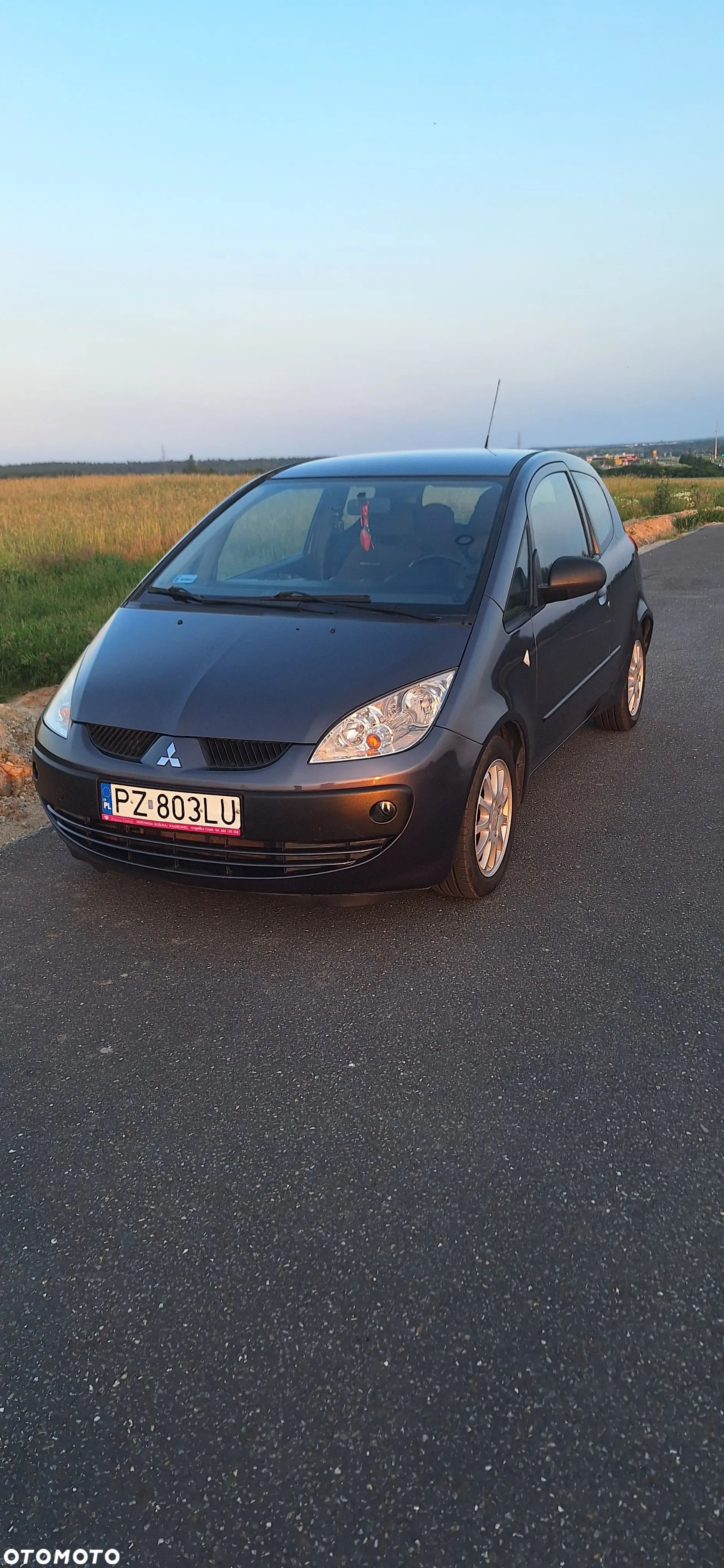 Mitsubishi Colt - 1