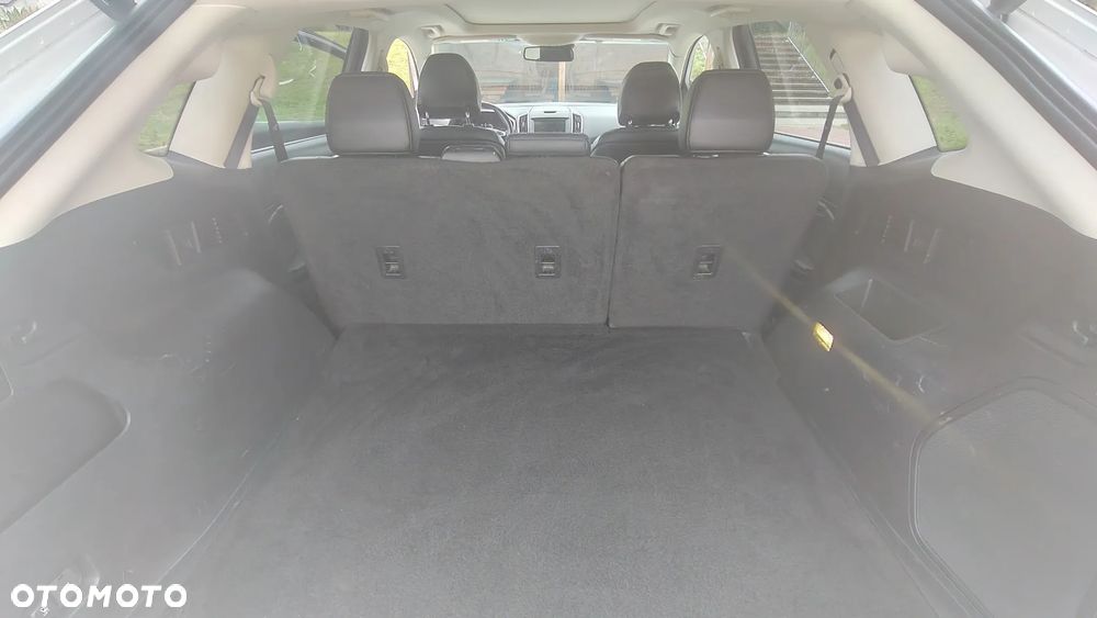 Ford Edge - 10