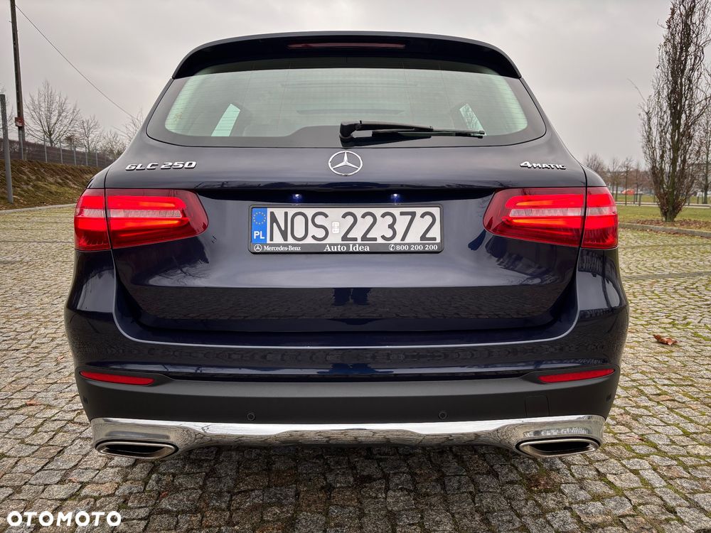 Mercedes-Benz GLC - 13