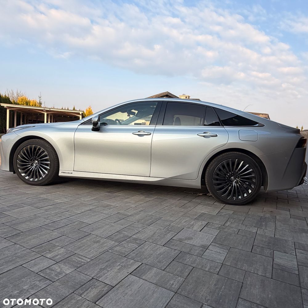 Toyota Mirai Executive - 3