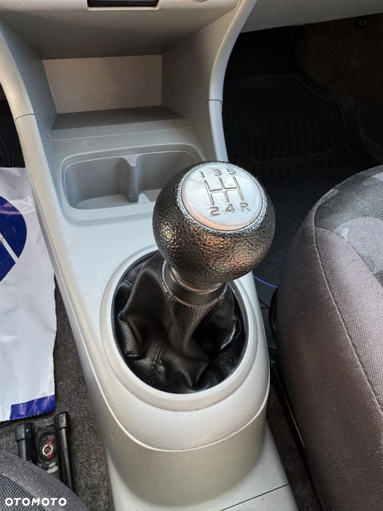 Suzuki Alto 1.0 Club - 28