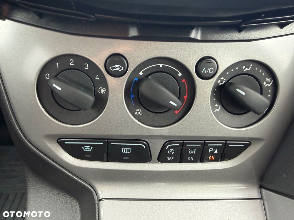 Ford Focus 1.0 EcoBoost Start-Stopp-System SYNC Edition - 13