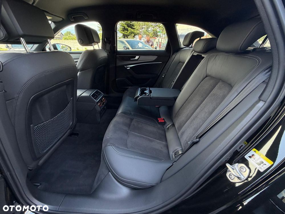 Audi A6 Avant 55 TFSI e quattro S tronic S line - 20