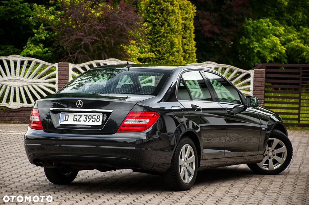 Mercedes-Benz Klasa C 180 Kompressor Automatik Avantgarde - 27