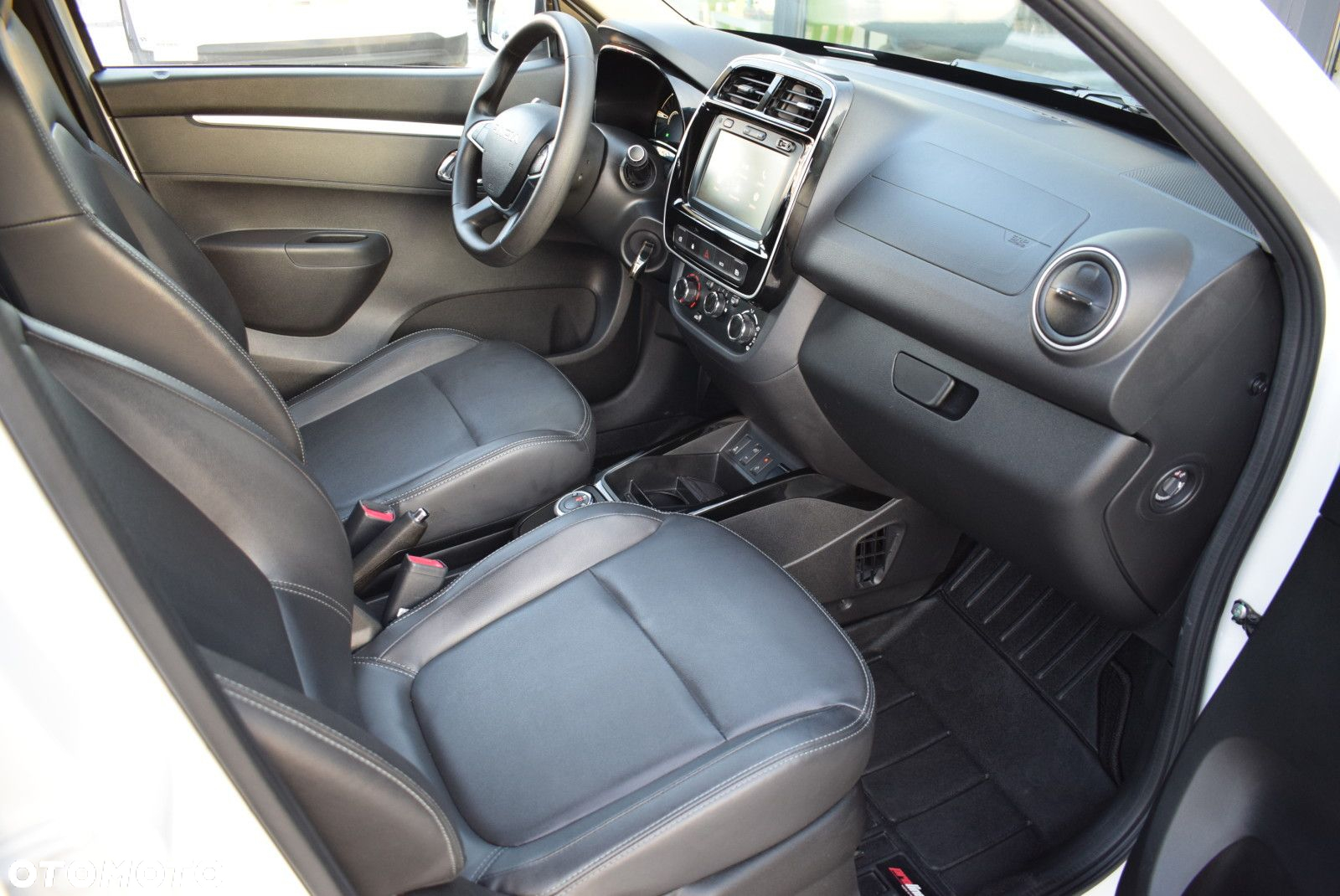 Dacia Spring - 13