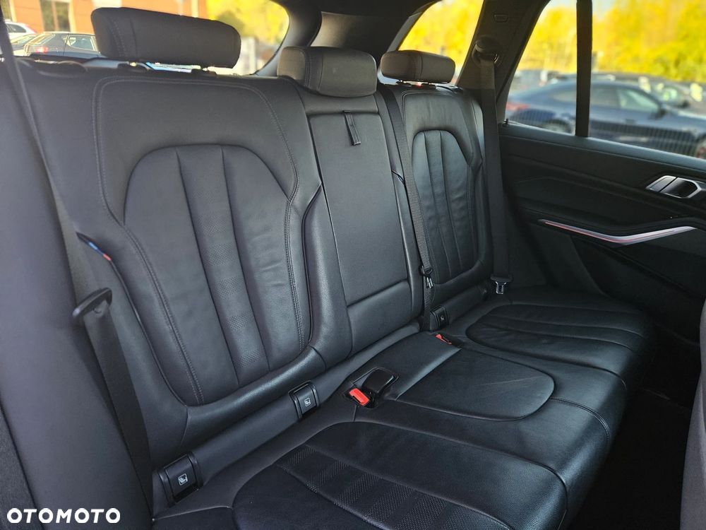 BMW X5 xDrive25d - 34