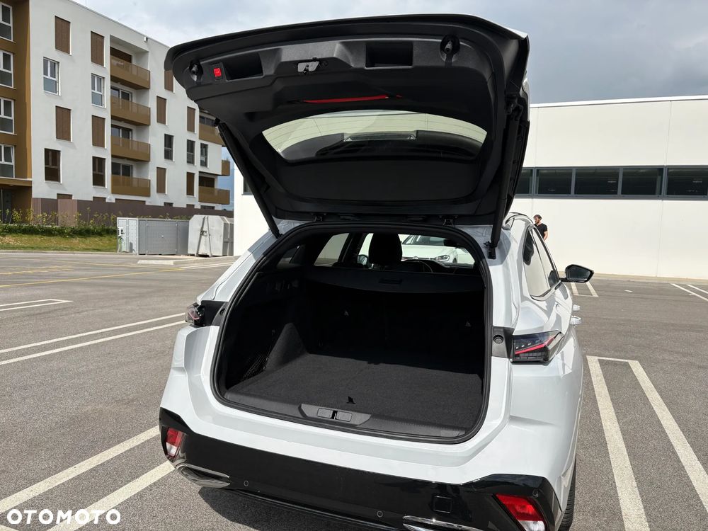 Peugeot 308 1.2 PureTech GT S&S EAT8 - 18