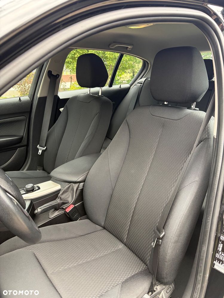 BMW Seria 1 - 15