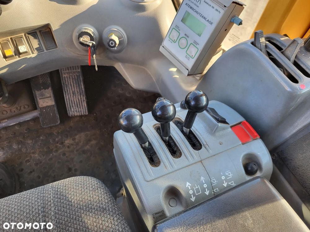 Volvo L 120 E spr z Niemiec - 12