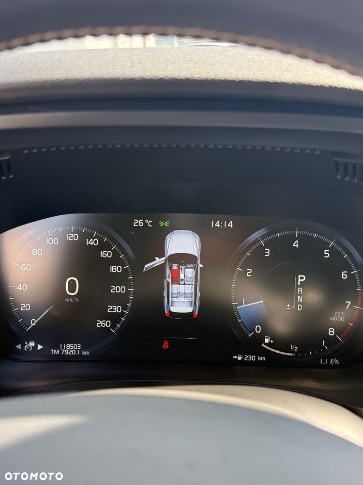 Volvo XC 60 T5 AWD Geartronic RDesign - 9