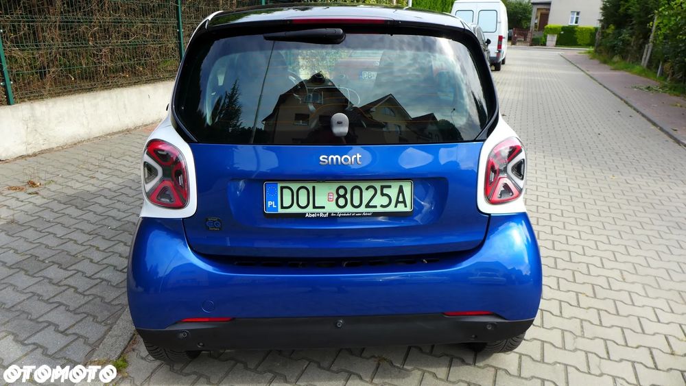 Smart Fortwo EQ prime edition bluedawn - 8