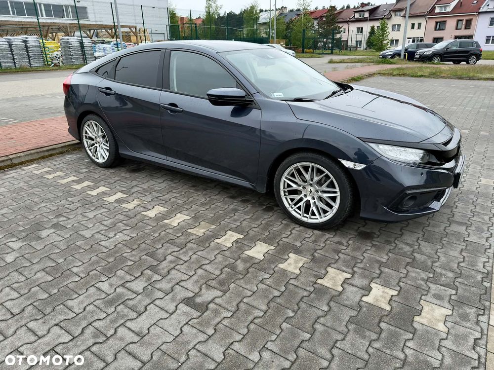 Honda Civic 1.5 T Elegance CVT - 9