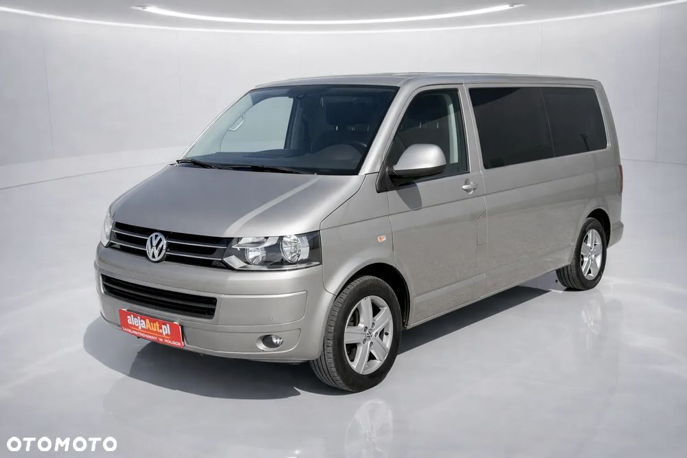 Volkswagen Multivan - 1