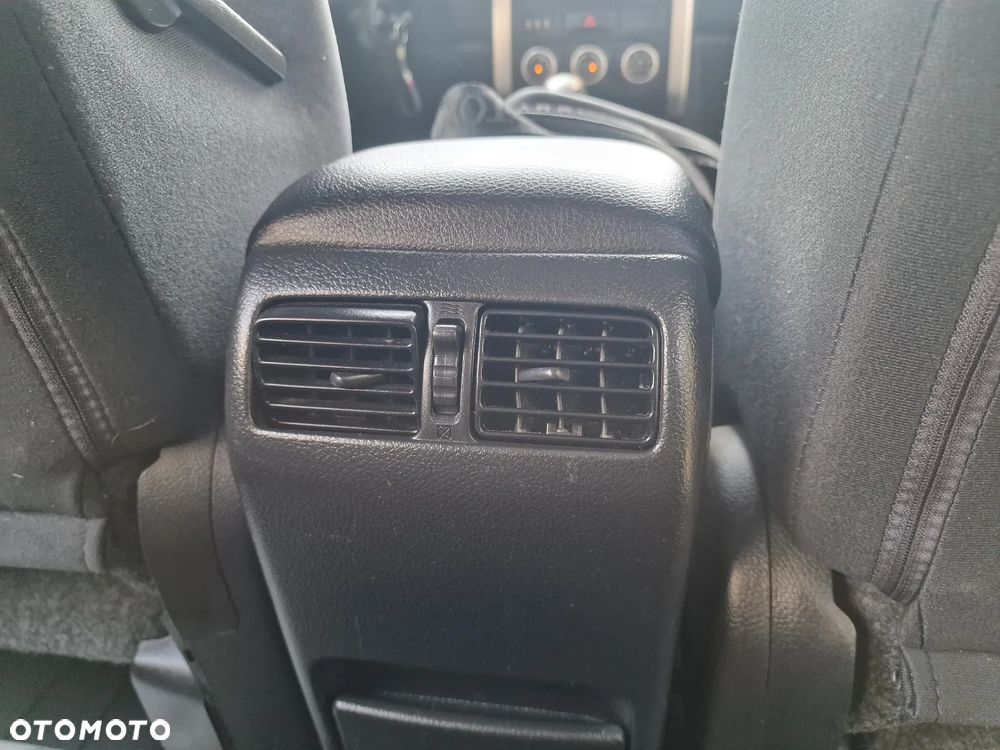 Nissan X-Trail 2.0 dCi 4x4 DPF LE - 27