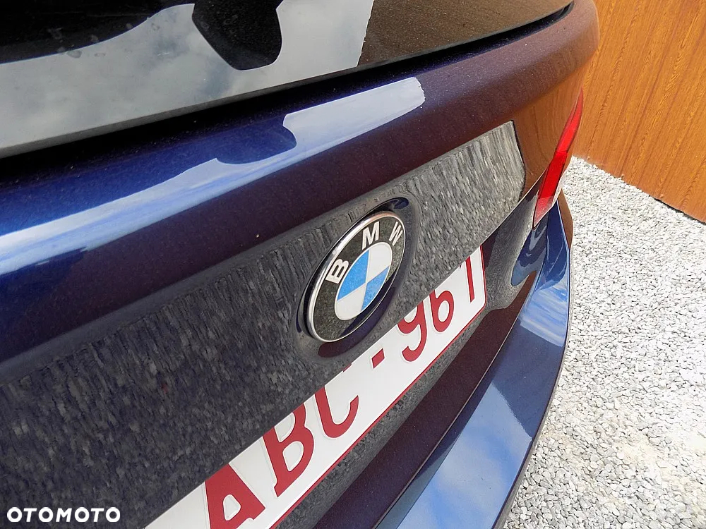 BMW Seria 3 316d Touring - 30