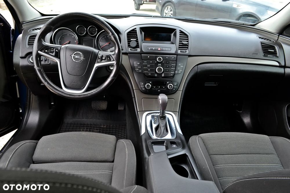 Opel Insignia 2.0 CDTI automatik Active - 12