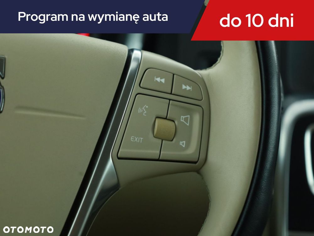 Volvo V60 Cross Country - 18