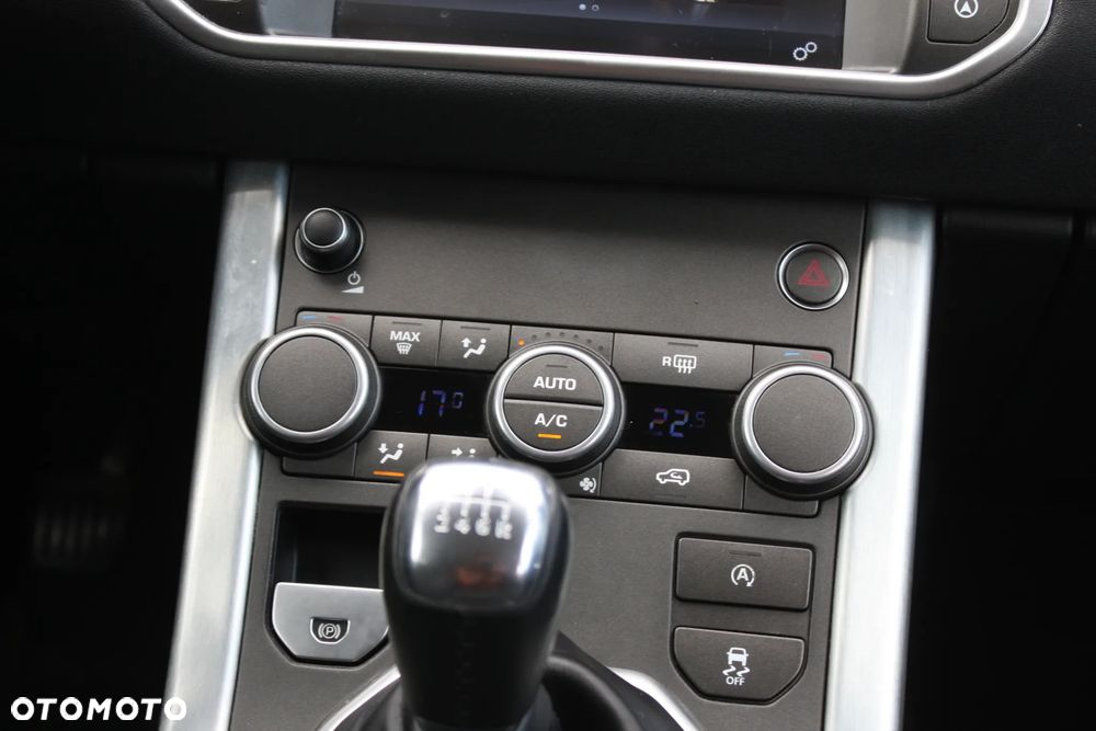 Land Rover Range Rover Evoque TD4 SE Dynamic - 30