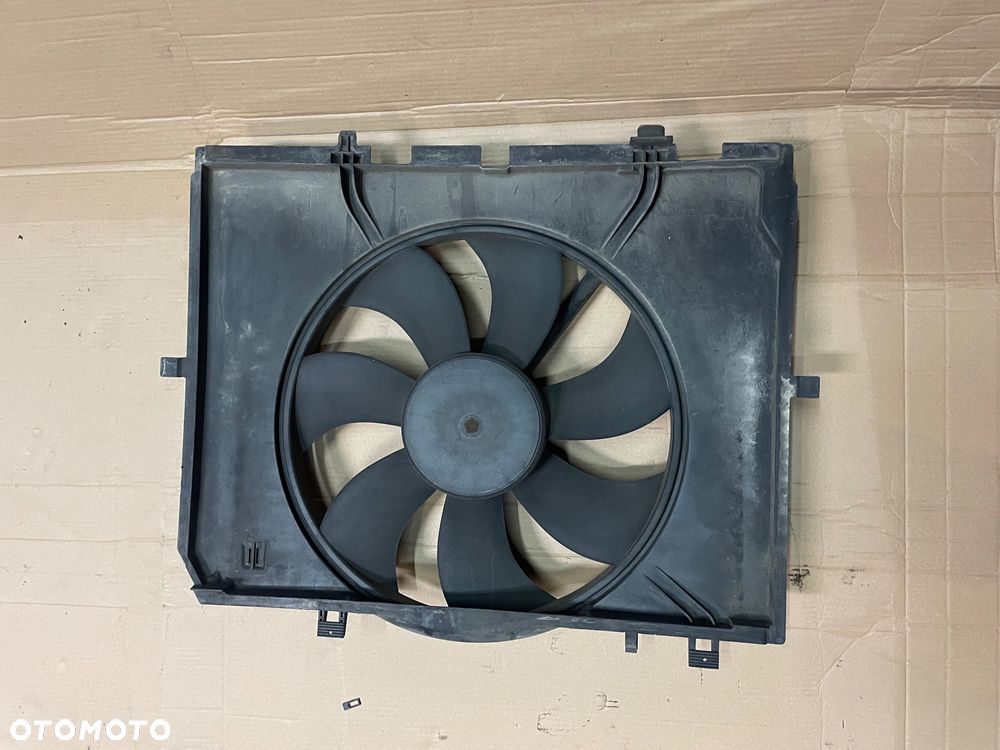A0015003093 wiatrak wentylator chłodnicy 2.2 cdi mercedes c e vito - 2