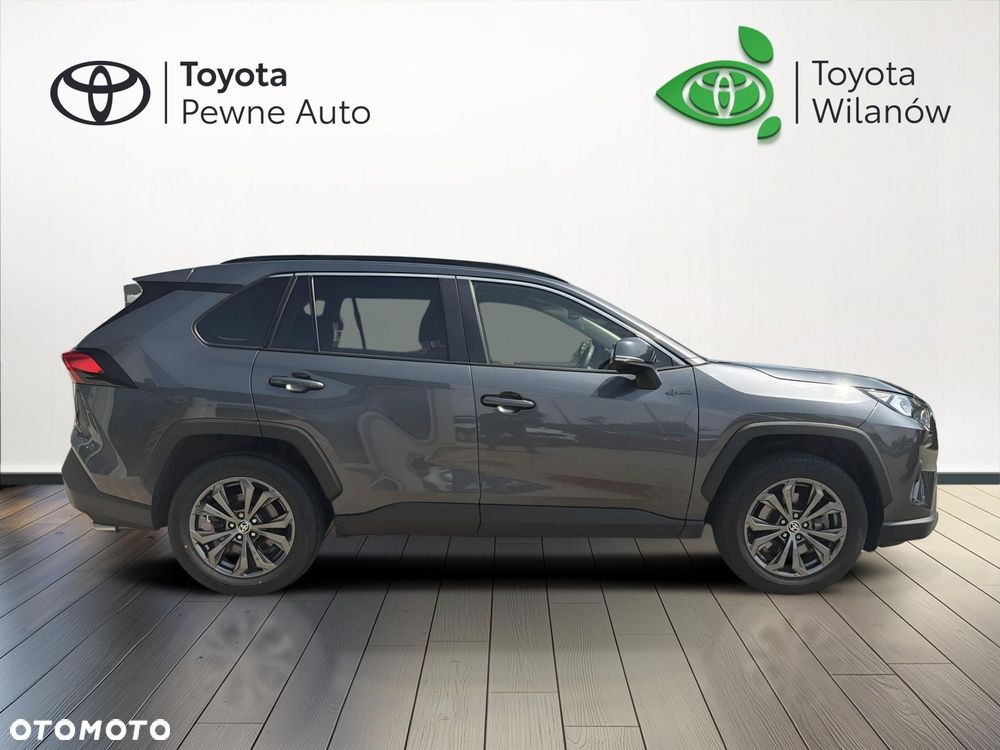 Toyota RAV4 - 7