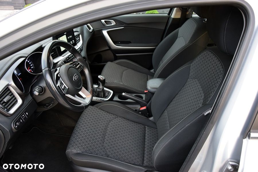 Kia Ceed 1.6 CRDi Edition 7 - 9