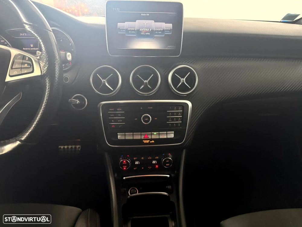 Mercedes-Benz A 180 d 7G-DCT AMG Line - 14